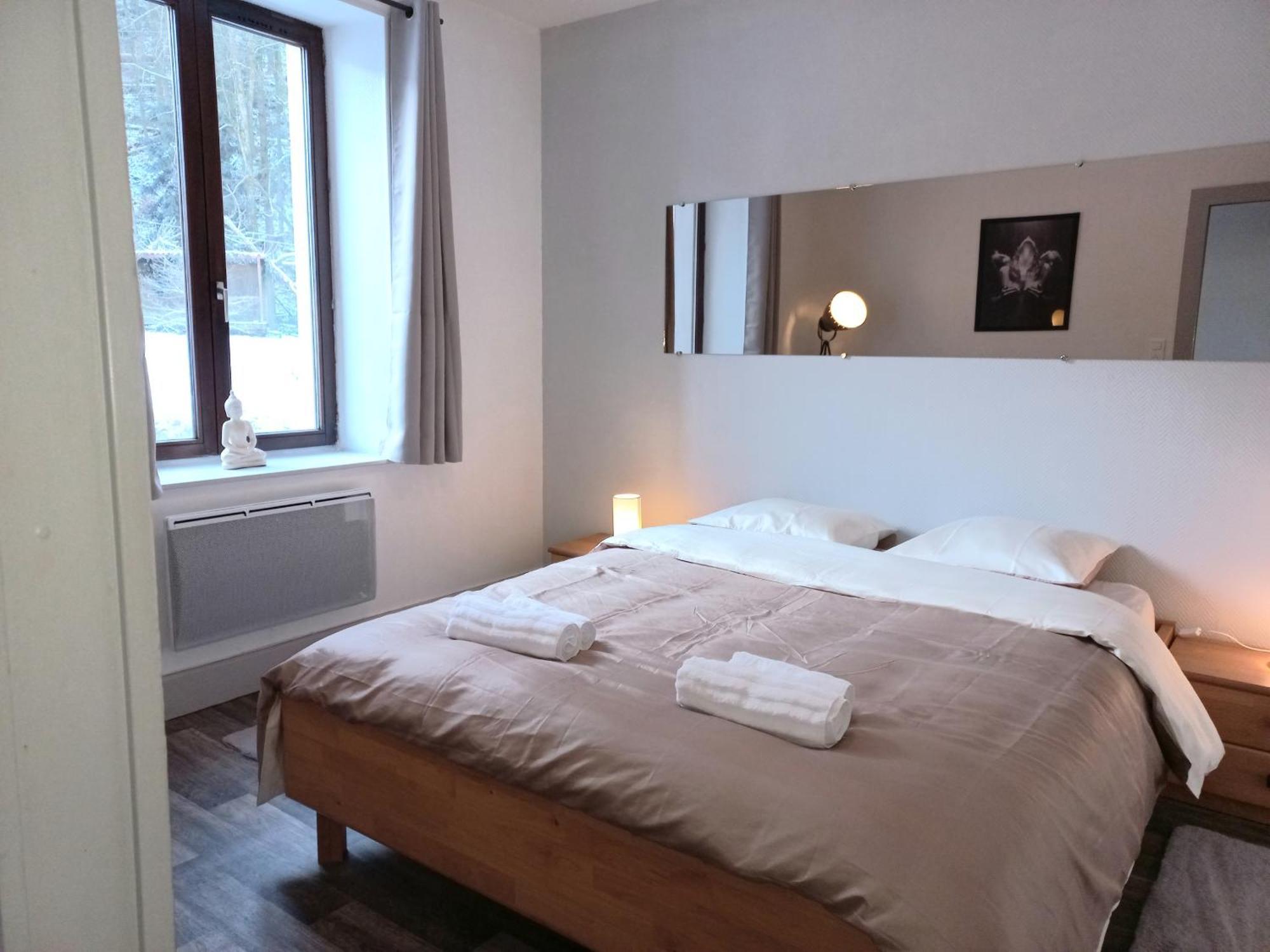 Appartement Les Iris, Au Calme, Proche Du Centre 勒米尔蒙 外观 照片