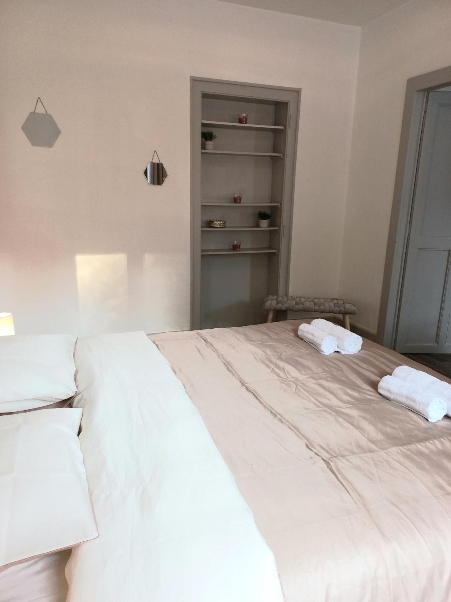 Appartement Les Iris, Au Calme, Proche Du Centre 勒米尔蒙 外观 照片